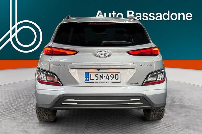Käytetty Hyundai Kona Limited 100 kW (136 HP) 2023 Katumaasturi
