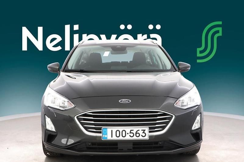 Käytetty Ford Focus Trend 125 HP (91 kW) 2019 Harmaa Farmari