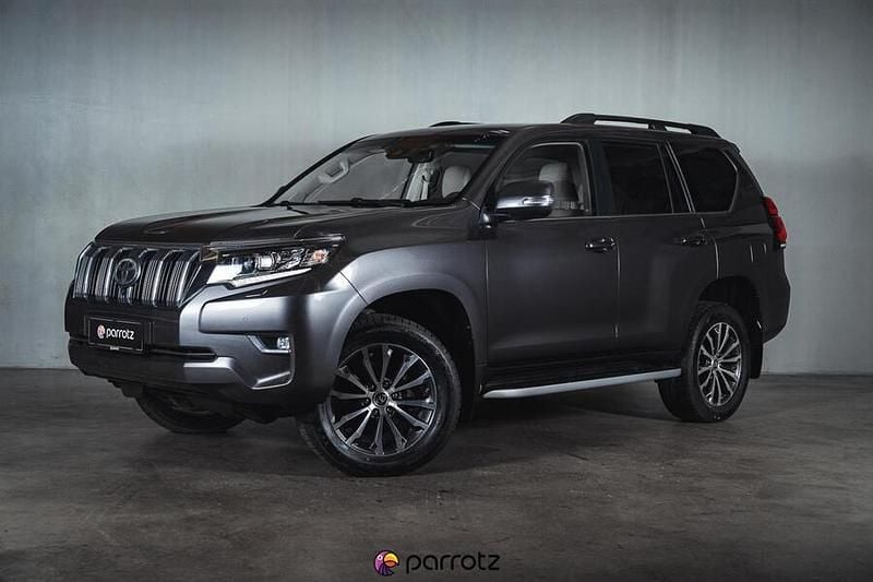 Käytetty Toyota Land Cruiser Cool 177 HP (130 kW) 2018 Katumaasturi