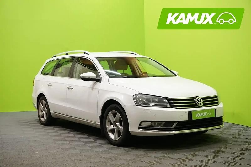 Valkoinen Käytetty 2012 VW Passat Comfortline Farmari | 5 490 € (Supertarjous) - Kuva 1/4