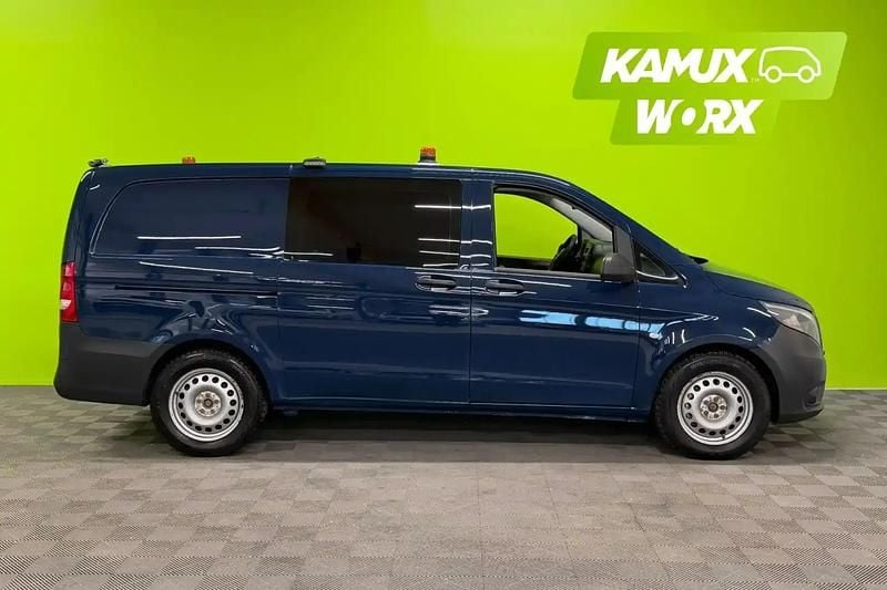Käytetty Mercedes Vito 163 HP (119 kW) 2015 Sininen Van