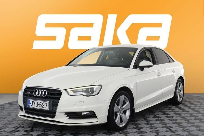 Käytetty Audi A3 Business 180 HP (132 kW) 2014 Sedan