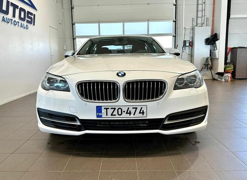 Käytetty BMW 520 190 HP (139 kW) 2015 Valkoinen Sedan