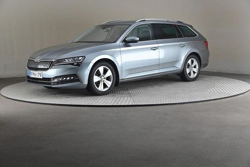 Käytetty 2021 Skoda Superb Style Farmari | 20 900 € (Hyvä tarjous) - Kuva 1/4