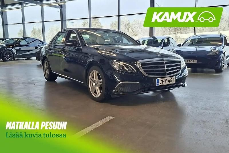 Käytetty Mercedes E300 Business 211 HP (155 kW) 2019 Musta Sedan
