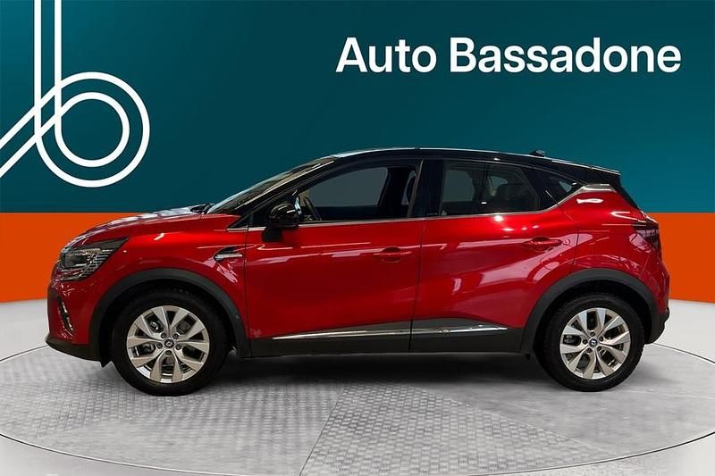 Käytetty Renault Captur Intens 92 HP (67 kW) 2021 Katumaasturi