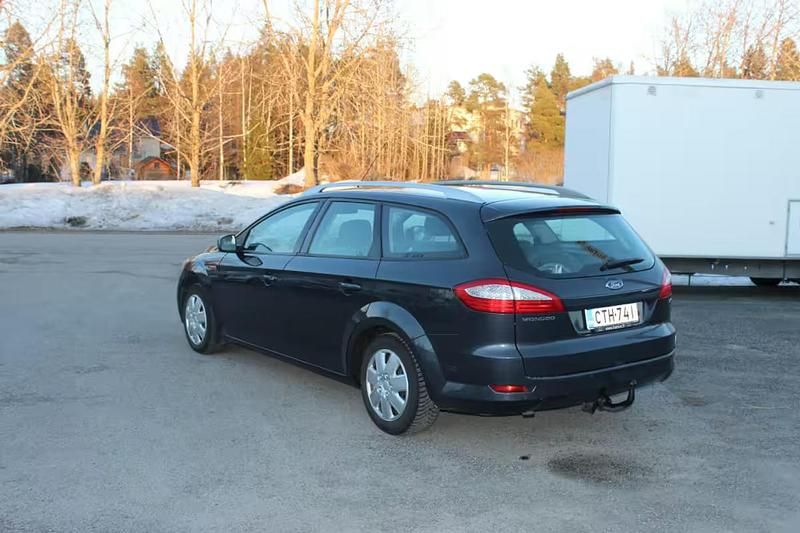 Käytetty Ford Mondeo Trend+ 116 HP (85 kW) 2006 Sininen Farmari