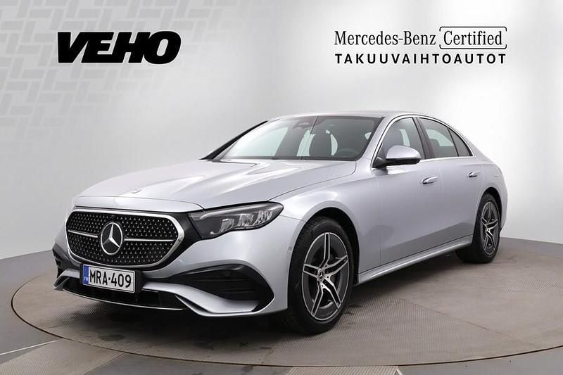 Hopea Käytetty 2024 Mercedes E300 AMG Sedan | 65 900 € (Perustarjous) - Kuva 1/4