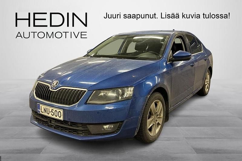 Sininen Käytetty 2017 Skoda Octavia Style Viistoperä | 14 900 € (Perustarjous) - Kuva 1/3