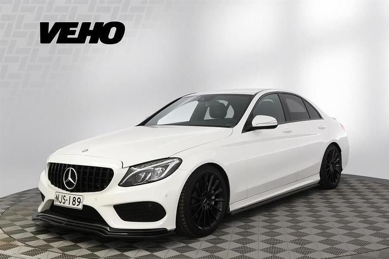 Valkoinen Käytetty 2014 Mercedes A200 Business Sedan | 18 900 € (Hieman kallis) - Kuva 1/4