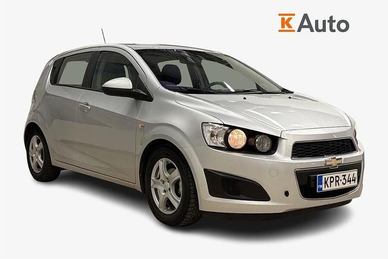 Hopea Käytetty 2013 Chevrolet Aveo LT Viistoperä | 3 900 € - Kuva 1/3