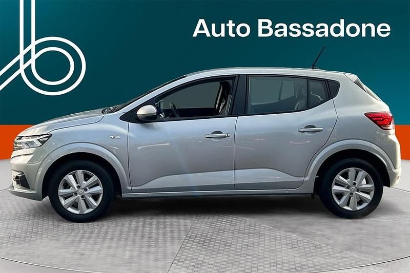 Käytetty Dacia Sandero Comfort 91 HP (66 kW) 2023 Viistoperä