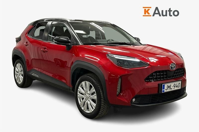 Käytetty Toyota Yaris Cross Style 116 HP (85 kW) 2022 Punainen Katumaasturi