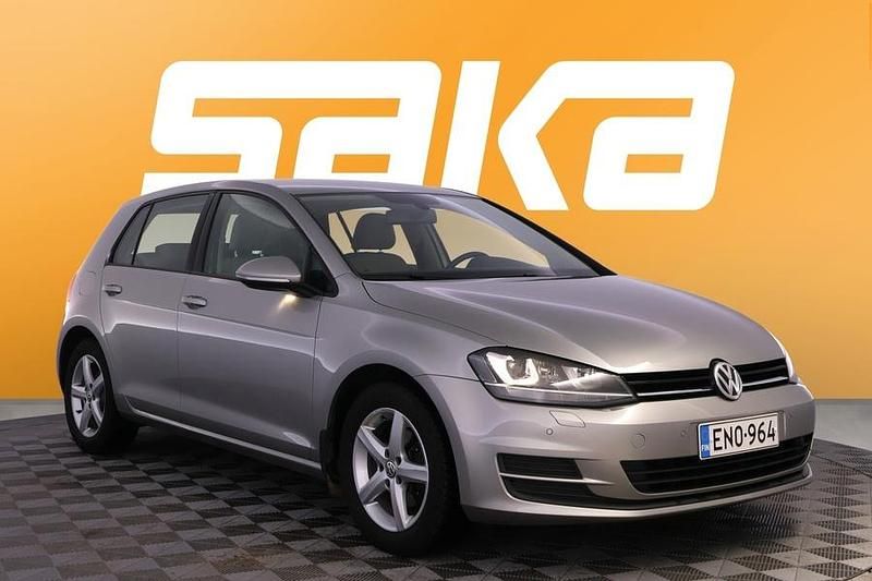 Käytetty VW Golf VII Comfortline 122 HP (89 kW) 2015 Viistoperä