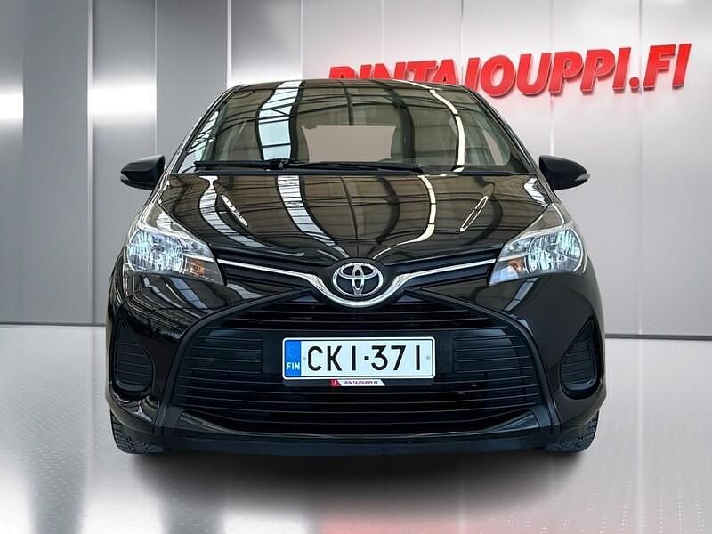 Käytetty Toyota Yaris Life 69 HP (50 kW) 2016 Viistoperä