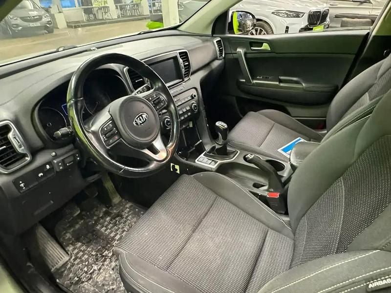 Käytetty Kia Sportage EX 136 HP (100 kW) 2016 Hopea / harmaa Katumaasturi