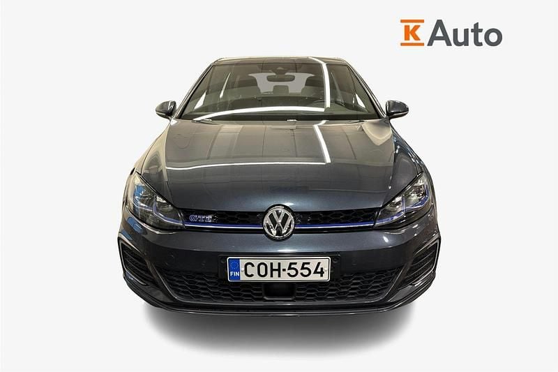 Käytetty VW Golf VIII GTE 201 HP (147 kW) 2020 Sininen Viistoperä