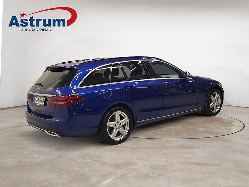 Käytetty Mercedes C220 Premium 170 HP (125 kW) 2015 Sininen Farmari