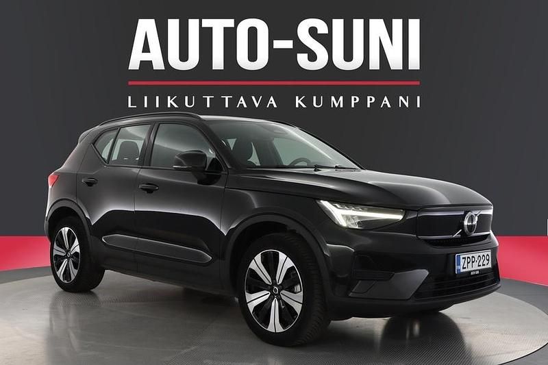 Musta Käytetty 2023 Volvo XC40 Core Katumaasturi | 31 380 € (Hyvä tarjous) - Kuva 1/4