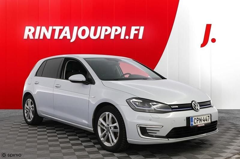 Valkoinen Käytetty 2018 VW e-Golf Viistoperä | 11 900 € (Perustarjous) - Kuva 1/3
