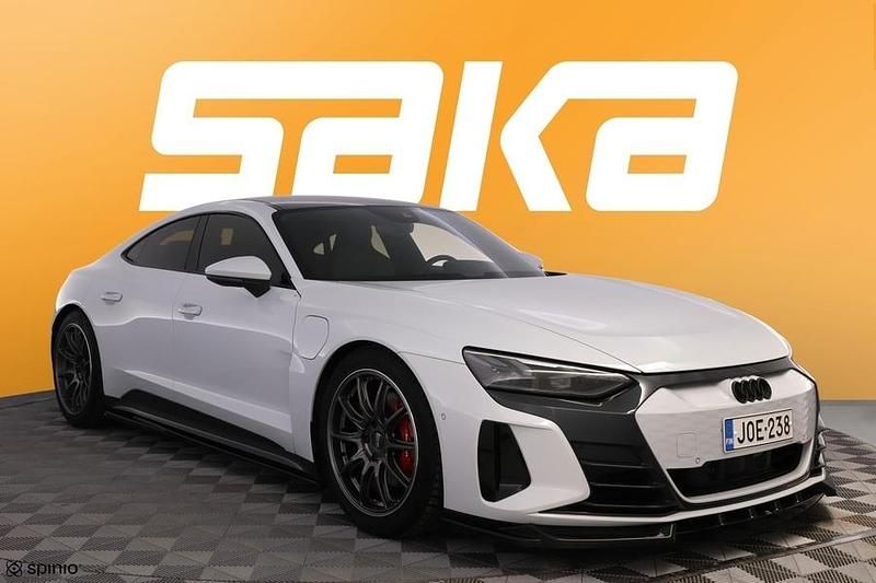 Käytetty 2021 Audi e-tron GT quattro Sedan | 50 900 € (Perustarjous) - Kuva 1/3