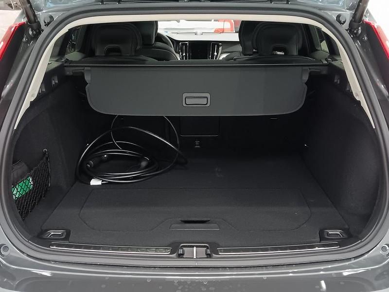 Käytetty Volvo V60 Performance 2026 Farmari