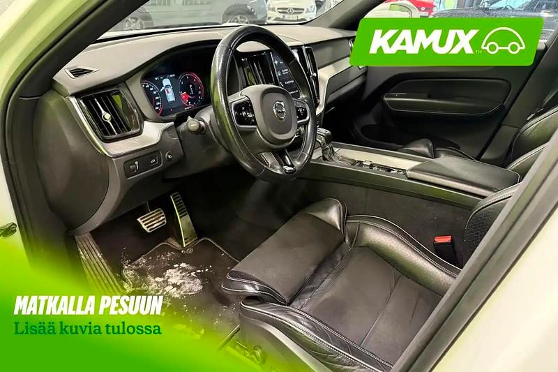Käytetty Volvo XC60 Business Edition 190 HP (139 kW) 2017 Valkoinen Katumaasturi