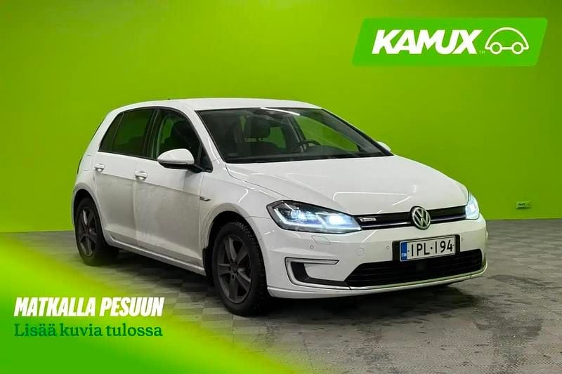 Valkoinen Käytetty 2018 VW Golf Farmari | 13 790 € - Kuva 1/4