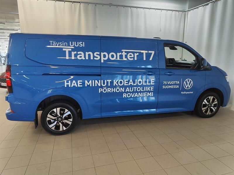 Käytetty VW Transporter 170 HP (125 kW) 2025 Van