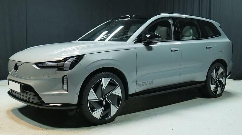 Uusi 2025 Volvo EX90 Performance Katumaasturi | 119 520 € (Kallis) - Kuva 1/3