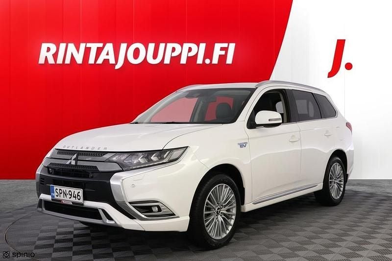 Käytetty Mitsubishi Outlander P-HEV Invite 135 HP (99 kW) 2019 Valkoinen Katumaasturi