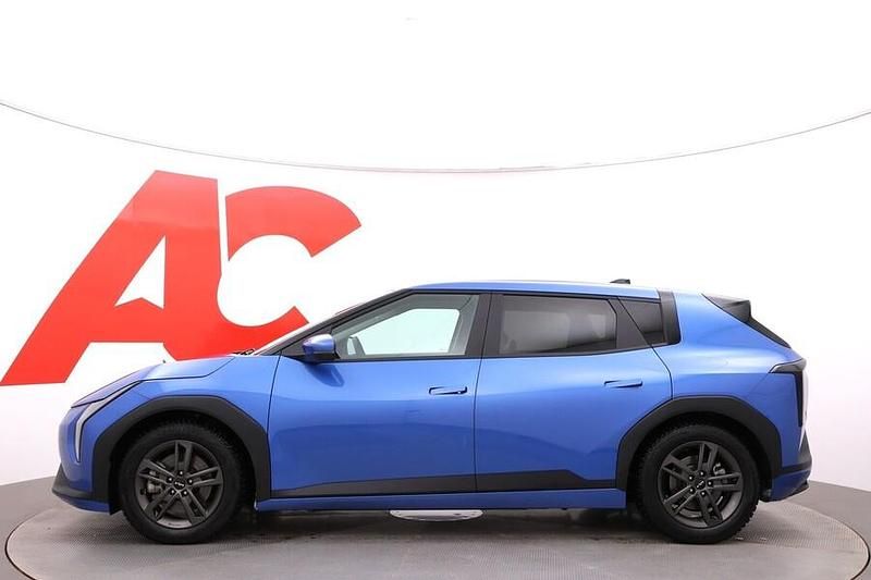 Käytetty Kia EV4 Premium 150 kW (204 HP) 2025 Viistoperä