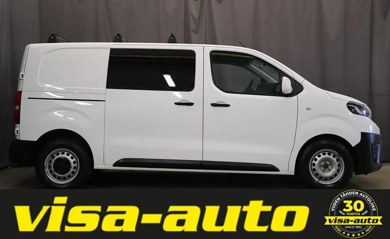 Käytetty Toyota Proace 122 HP (89 kW) 2017 Valkoinen Tila-auto