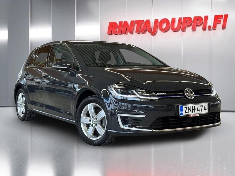 Käytetty VW e-Golf 100 kW (136 HP) 2020 Harmaa Viistoperä