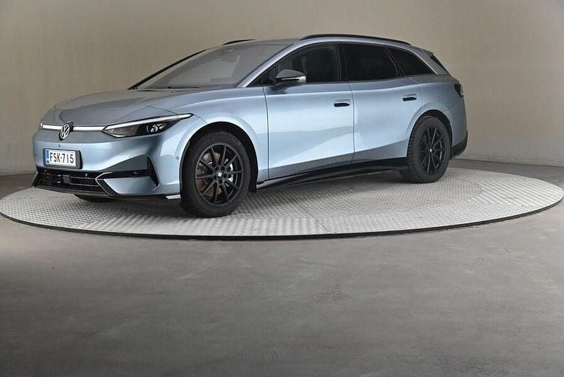 Käytetty VW ID.7 Pro 210 kW (286 HP) 2025 Farmari