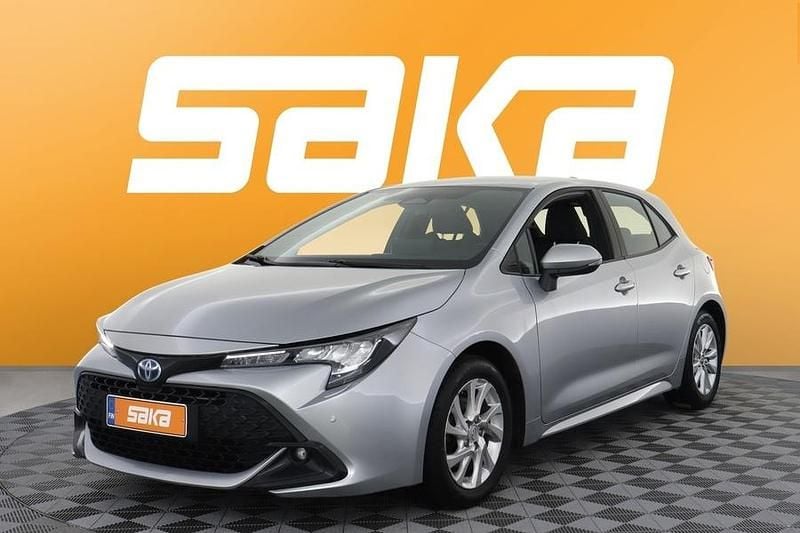 Käytetty Toyota Corolla Active 140 HP (102 kW) 2023 Viistoperä