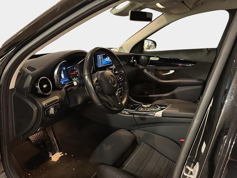 Käytetty Mercedes C300e 194 HP (142 kW) 2020 Farmari