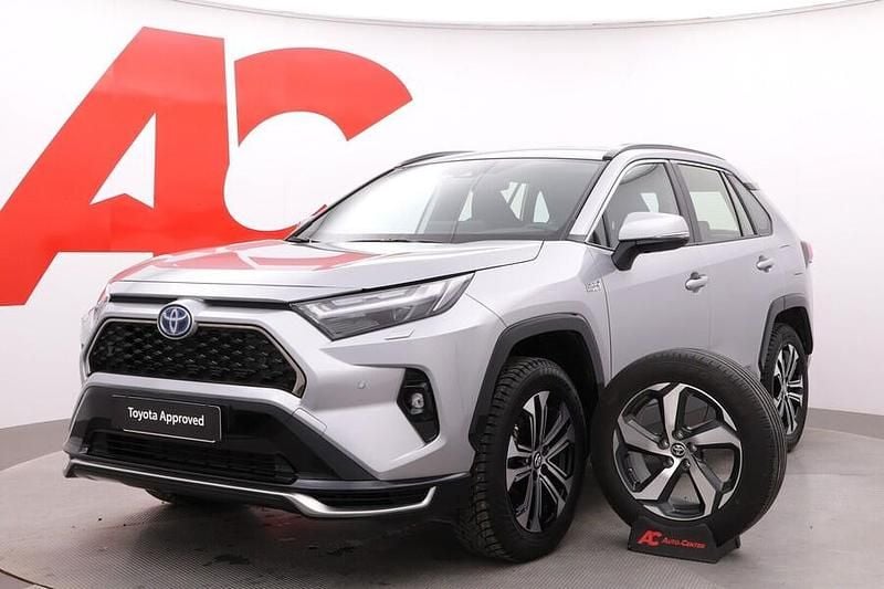 Käytetty Toyota RAV4 Hybrid Active 306 HP (225 kW) 2025 Katumaasturi