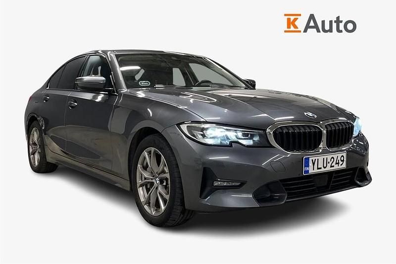 Käytetty 2021 BMW 330e Sport Line Sedan | 27 950 € (Perustarjous) - Kuva 1/4
