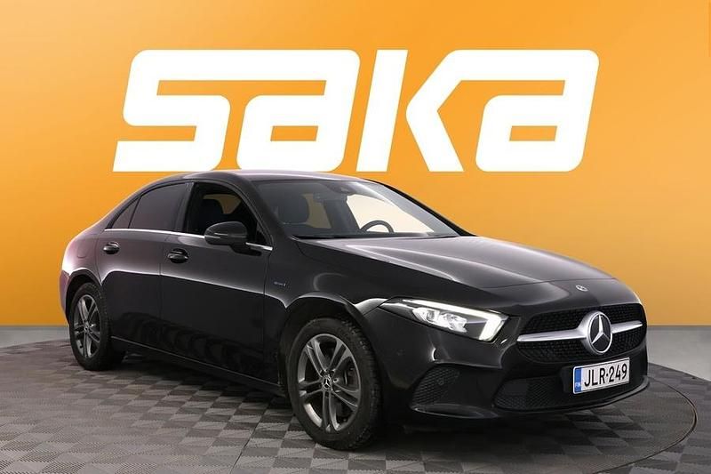 Käytetty Mercedes A250 Business 218 HP (160 kW) 2020 Sedan