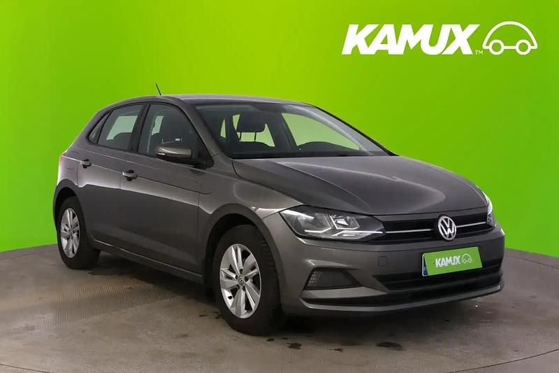 Käytetty VW Polo Comfortline 95 HP (69 kW) 2018 Hopea / harmaa Sedan