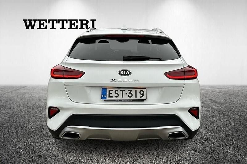 Käytetty Kia XCeed Premium 140 HP (102 kW) 2021 Valkoinen Katumaasturi