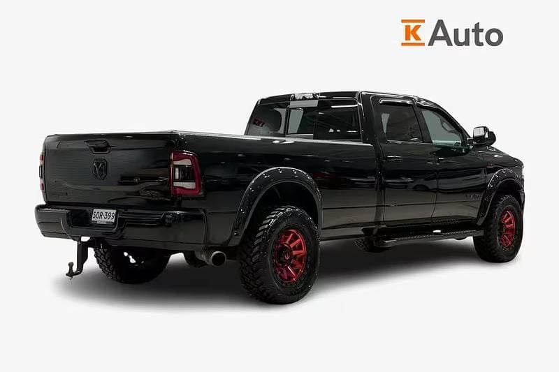 Käytetty Dodge Ram 409 HP (300 kW) 2021 Musta Nouto