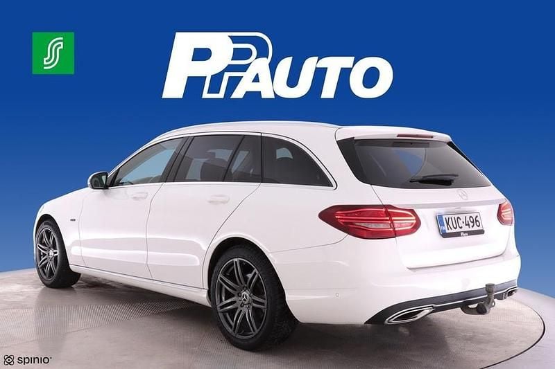 Käytetty Mercedes C300e Avantgarde Edition 211 HP (155 kW) 2020 Farmari