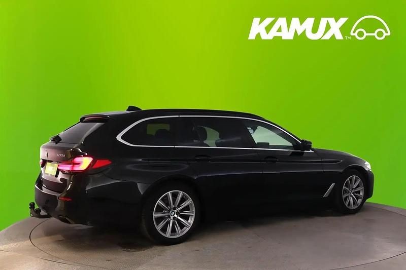 Käytetty BMW 530 286 HP (210 kW) 2020 Musta Farmari