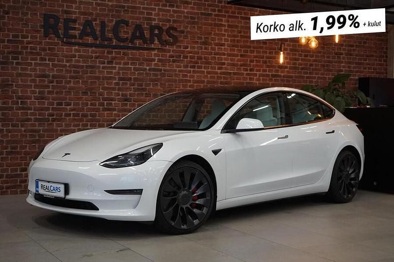 Käytetty 2021 Tesla Model 3 Performance Sedan | 31 890 € (Perustarjous) - Kuva 1/4
