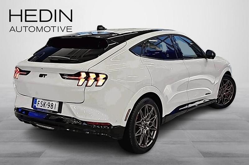 Käytetty Ford Mustang Mach-E GT 358 kW (487 HP) 2025 Katumaasturi