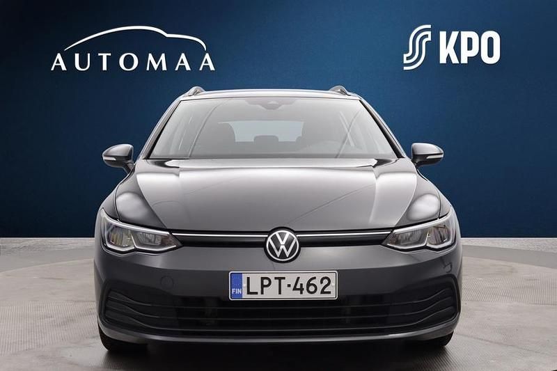 Käytetty VW Golf VIII Comfortline 110 HP (80 kW) 2021 Harmaa Farmari