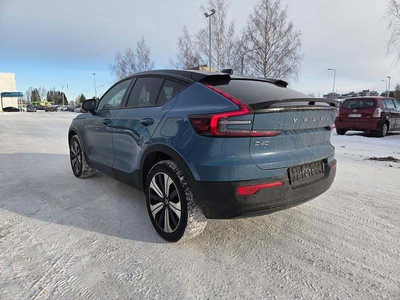 Käytetty Volvo C40 Business Edition 300 kW (408 HP) 2022 Katumaasturi
