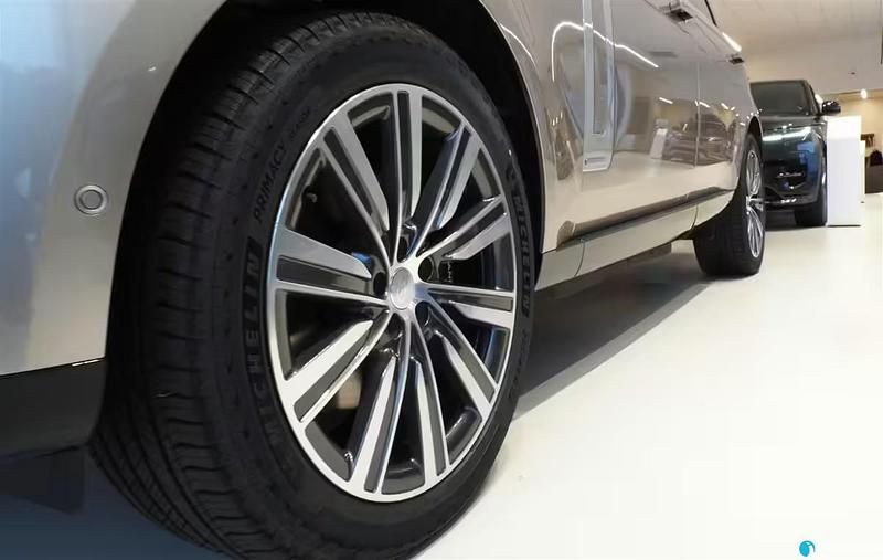 Uusi Land Rover Range Rover Autobiography 510 HP (375 kW) 2025 Katumaasturi